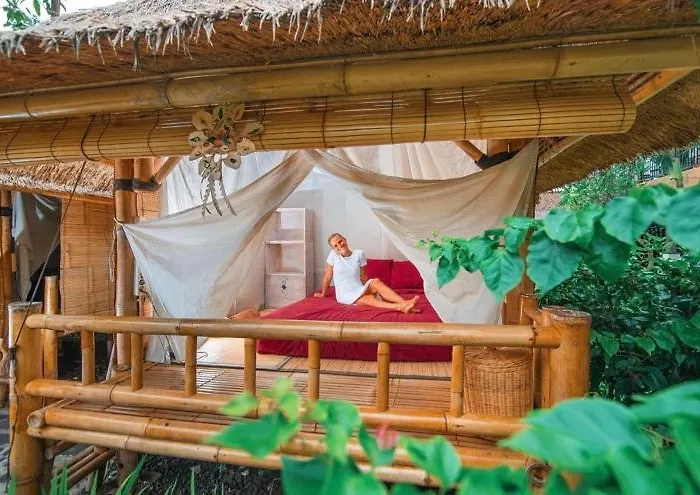 Riviera House Guest house 3*